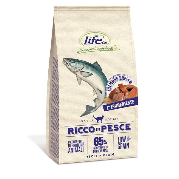 Life Pet Care - Natural Ingredients Adult Low Grain Ricco in Pesce